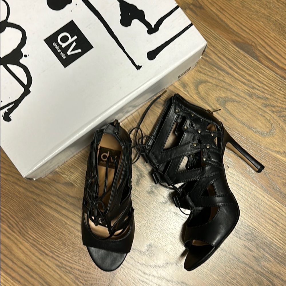 DV heels